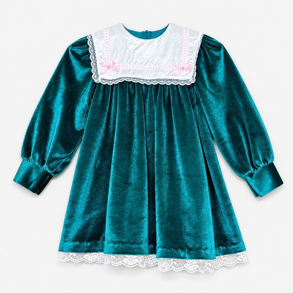 Holiday Green Winnie The Pooh Girls 6X Velvet Lace Collar Dress Vintage USA